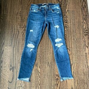 Joes Midrise Skinny Jean